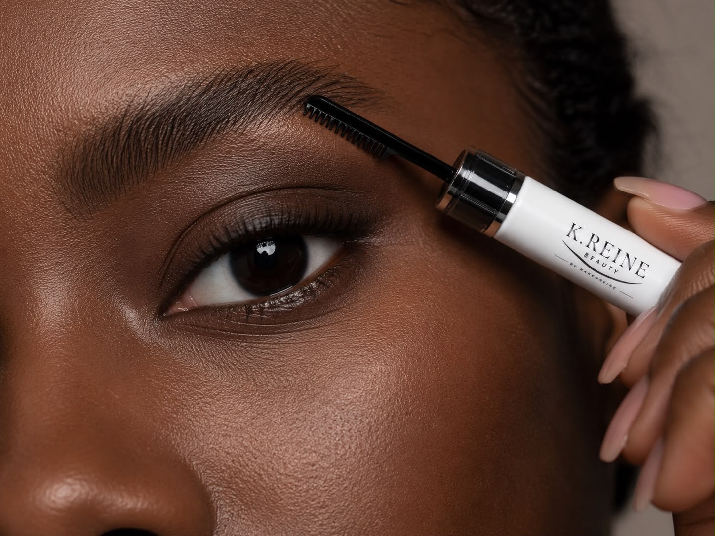 Gel Fixateur Sourcils Effet Fuller. K.REINE